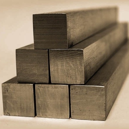 Квадрат бронзовый х/д полутвердый БрАМц9-2 32х32 мм ГОСТ 1628-2019 в&nbsp;Красноярске

